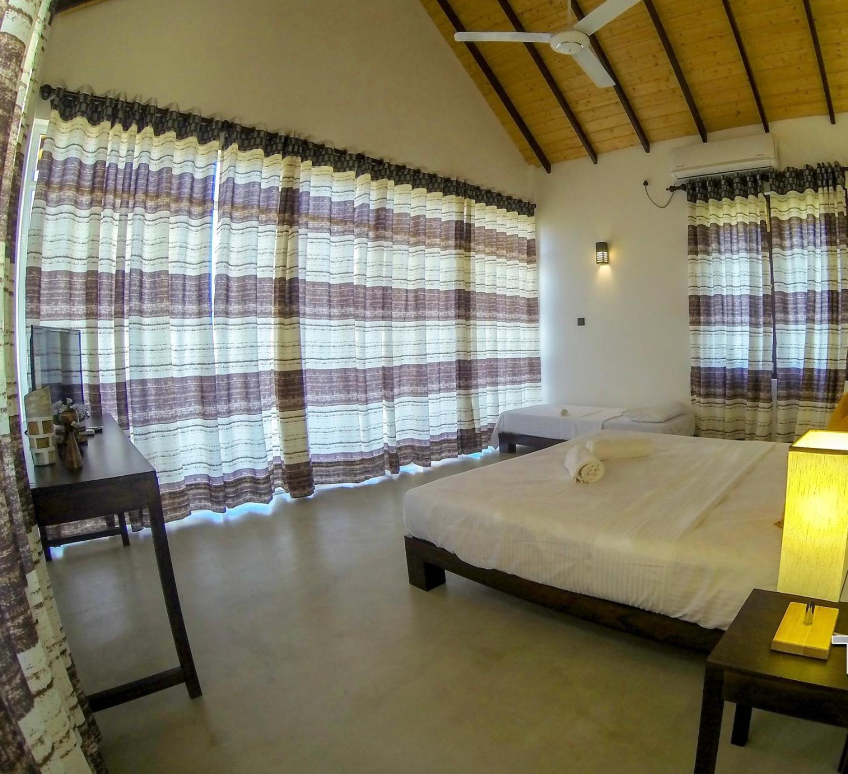 Bed and Breakfast Thihawa Eco Huts Yala Тіссамахарама Екстер'єр фото